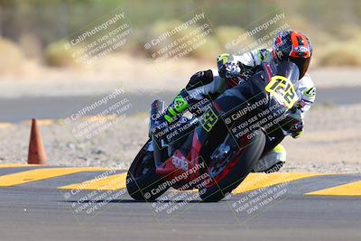 media/Sep-25-2022-CVMA (Sun) [[ee08ed6642]]/Race 6 Amateur Supersport Open/